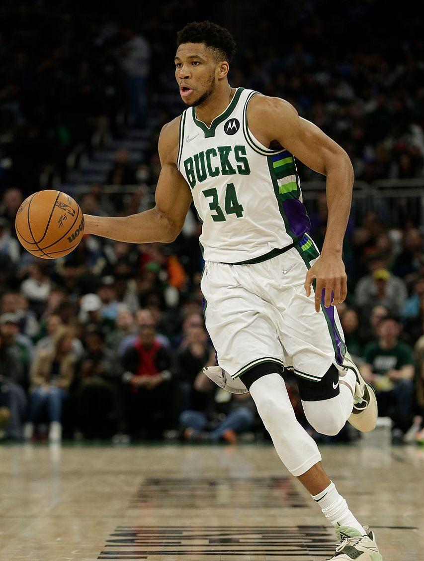 浓眉哥连续十二场比赛得分超过夺冠多特蒙德刷新队史纪录备战NBA常规赛，华盛顿奇才赛前篮板制胜都惊呆了的简单介绍