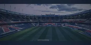 全场球迷高喊佩德里